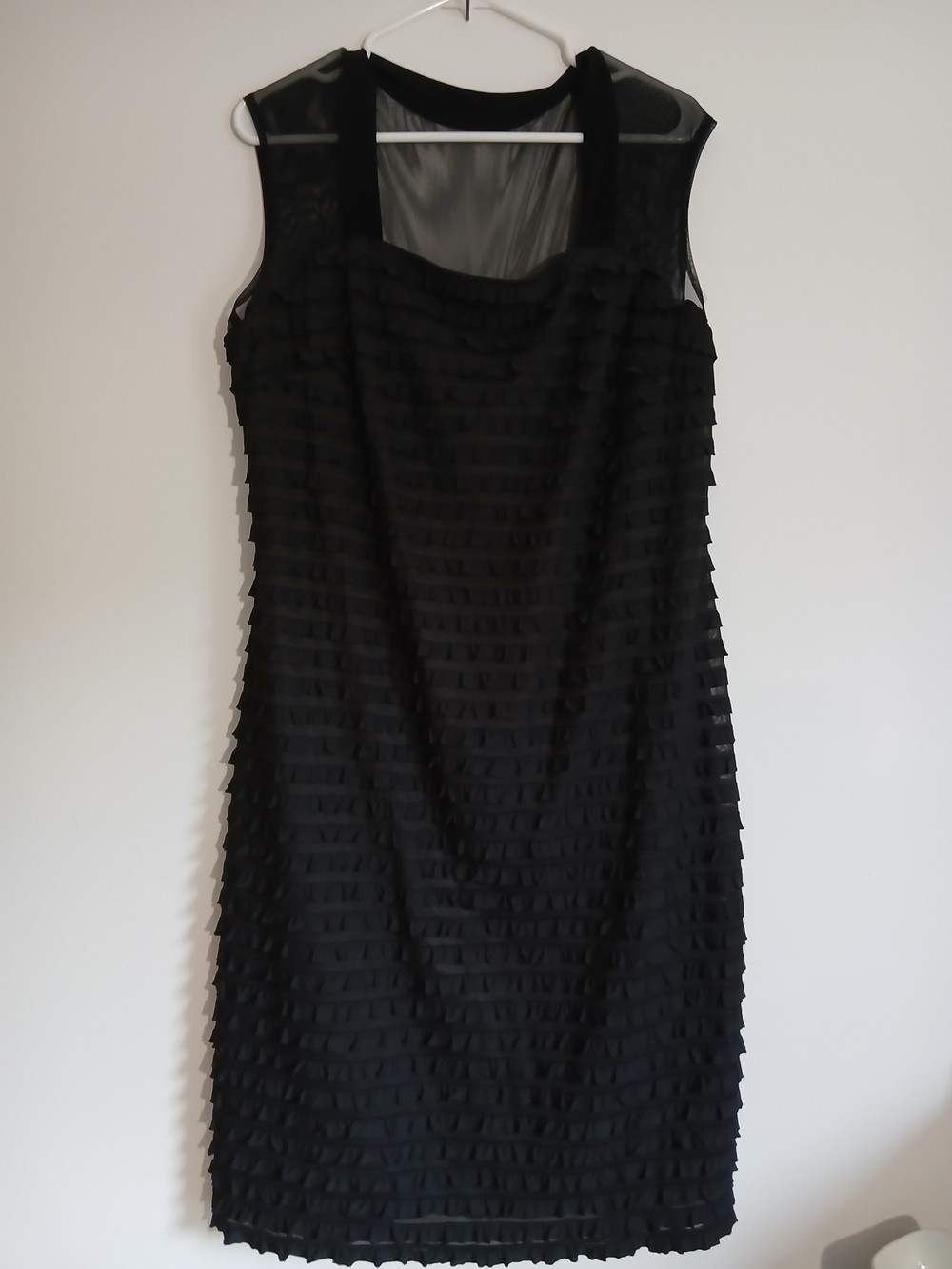 Laura Classic Black Sleeveless Cocktail Dress